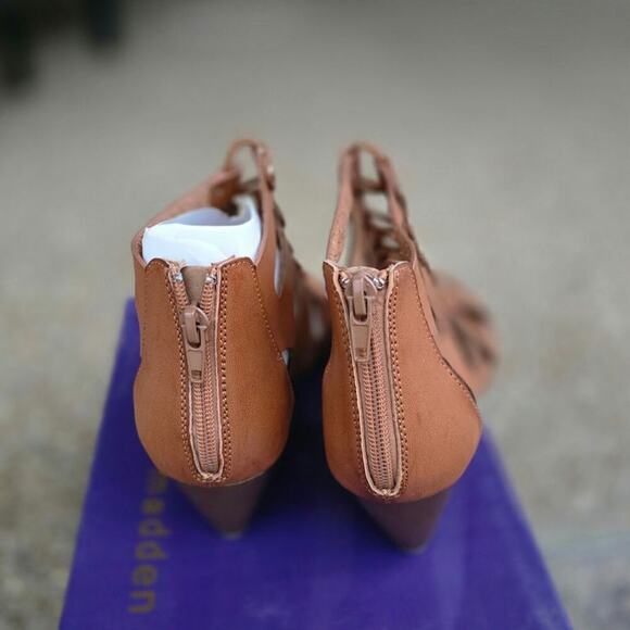 NWT Madden girl Hastee cognac par wedge heel sandals zipper closure size 7 - Picture 5 of 7